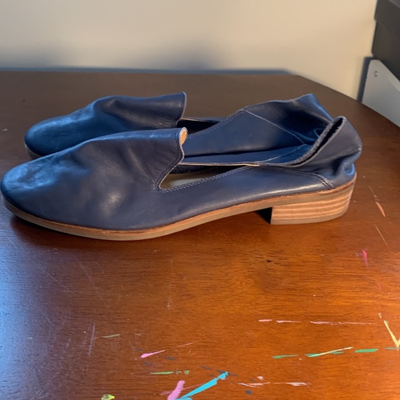 Bundle of 2 pairs of Lucky Brand Cahill Flats Blue and Black - Picture 6 of 9